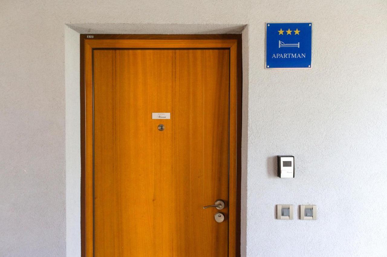 Apartment Moon Rovinj Buitenkant foto